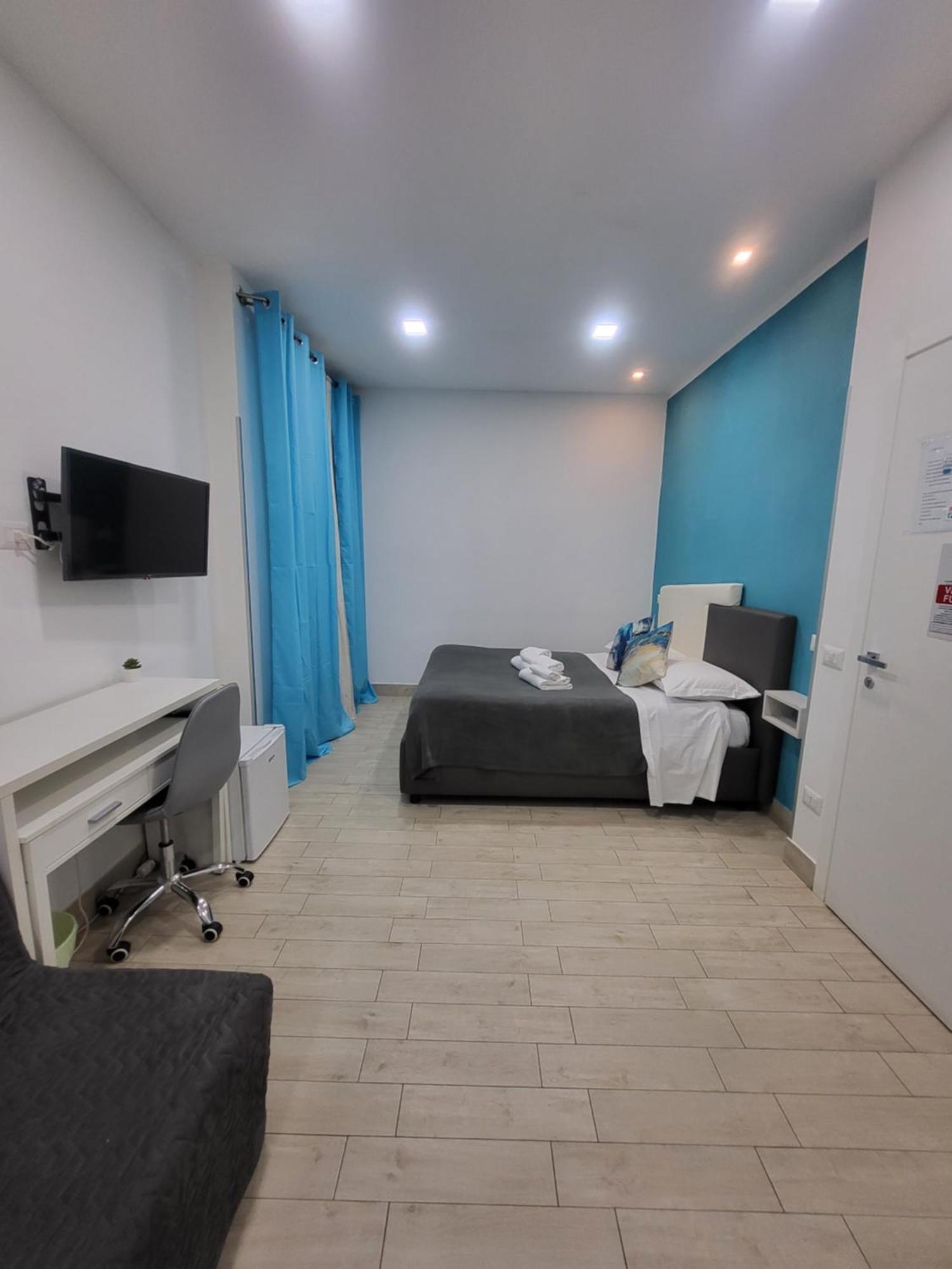 New Era Rooms Napoli Eksteriør billede